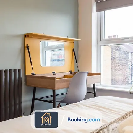 Appartement Elegant Three Bed Duplex By Movida Group Short Lets & Serviced *