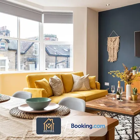 Elegant Three Bed Duplex By Movida Group Short Lets & Serviced * Harrogate