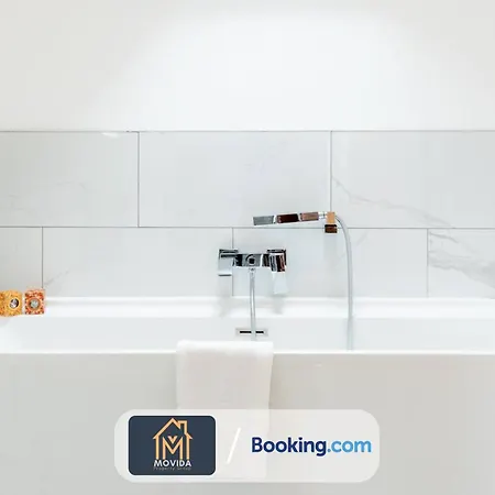 Elegant Three Bed Duplex By Movida Group Short Lets & Serviced * Харрогейт